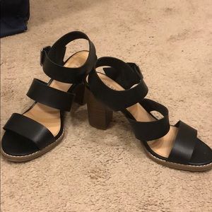 Chunky Heel Sandal